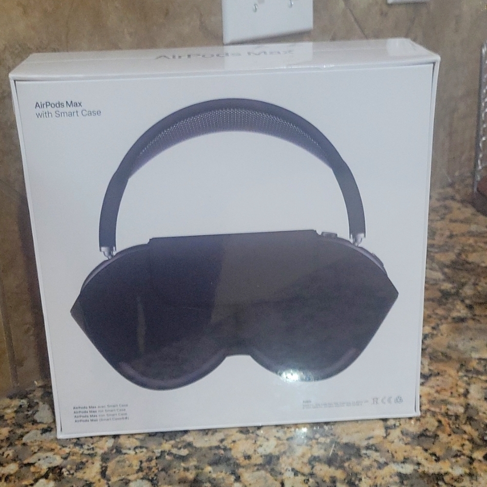 Brand new airpods max